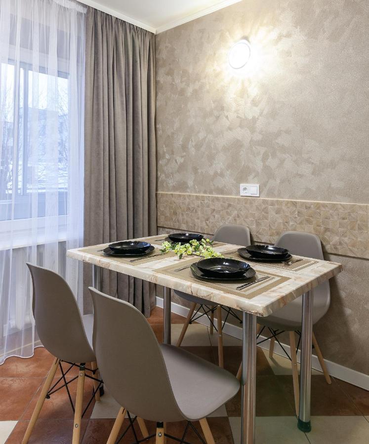 Alfa Apartments Franko University Lviv Eksteriør billede